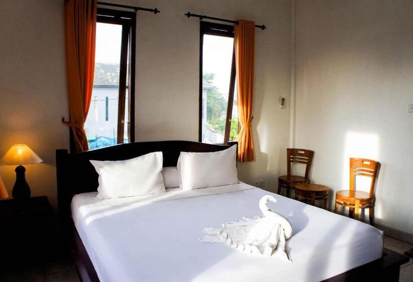 스탠다드 룸, Adi Homestay