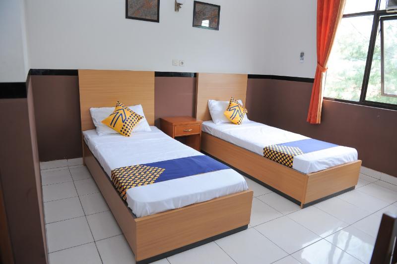 Номер Стандарт, Spot On 2559 Hotel Handayani
