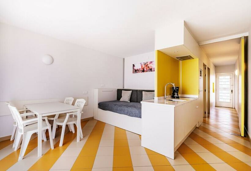 Perhehuoneisto, Apartamentos Sunway Amapola