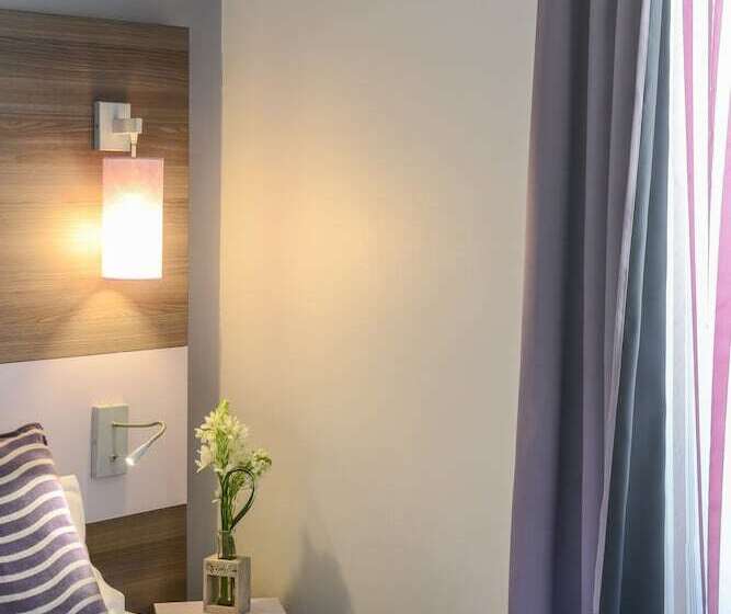 スタンダードルーム, Hôtel De Charonne