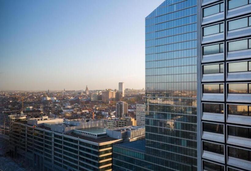 اتاق استاندارد با چشم‌انداز شهر, Thon Hotel Brussels City Centre