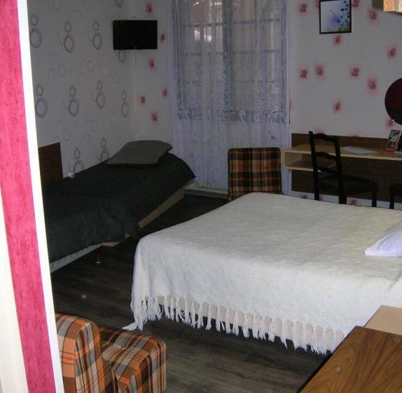 Четырехместный Номер Стандарт, Logis Hôtel De France