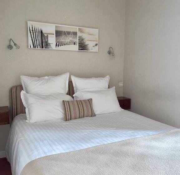 Номер Стандарт с Террасой, Hôtel De La Pointe Du Grouin