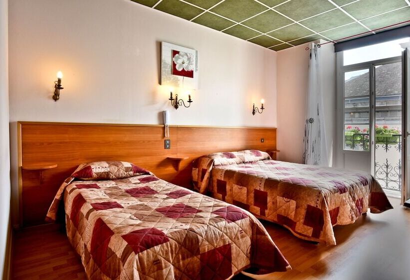 Номер Стандарт Трехместный, Logis Hôtel De France