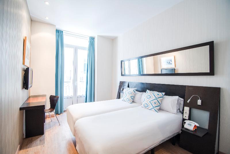 标准间, Petit Palace Plaza De La Reina