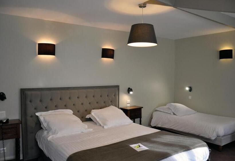 Номер Стандарт Трехместный, Hostellerie Et Spa De La Vieille Ferme