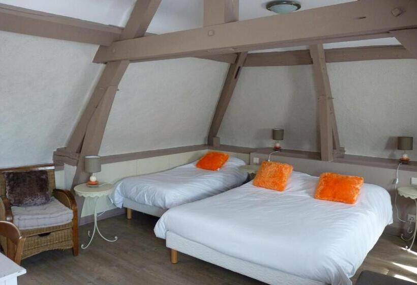 Трехместный Номер Комфорт, Logis Hôtels Restaurant Le Relais Chenonceaux