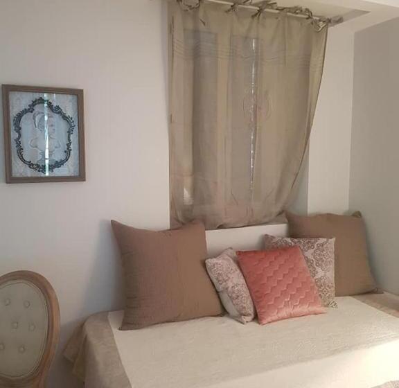 Трехместный Номер Комфорт, Domaine St Ferreol