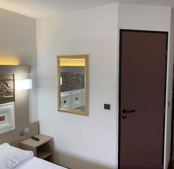 Номер Стандарт Трехместный, Kimotel Eponeflins