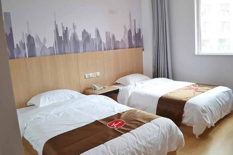 Семейный Номер, Thank Inn Chain Hotel Zhangjiakou Zhangbei County Tianbao New City