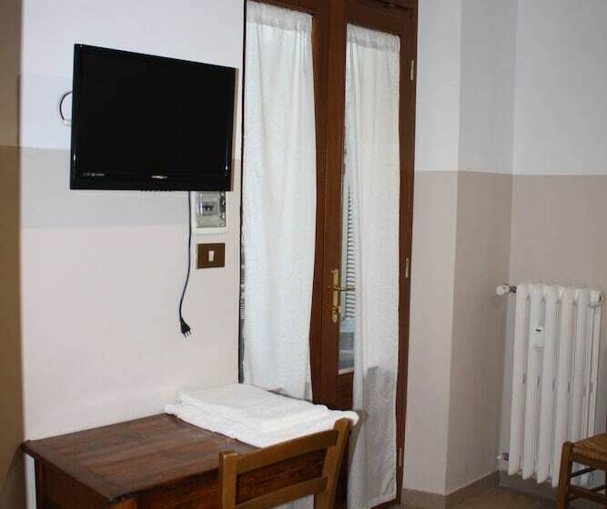 اتاق استاندارد یک نفره, Albergo Avalon