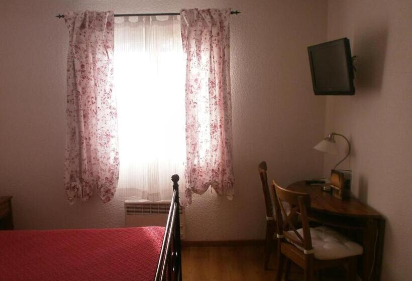 Номер Стандарт Индивидуальный, Hôtel Le Clos Des Pins