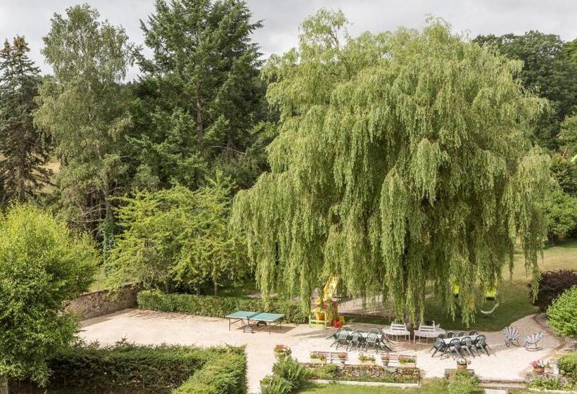 Номер Стандарт Вид на Сад, Logis Spa Hotel Restaurant De La Poste