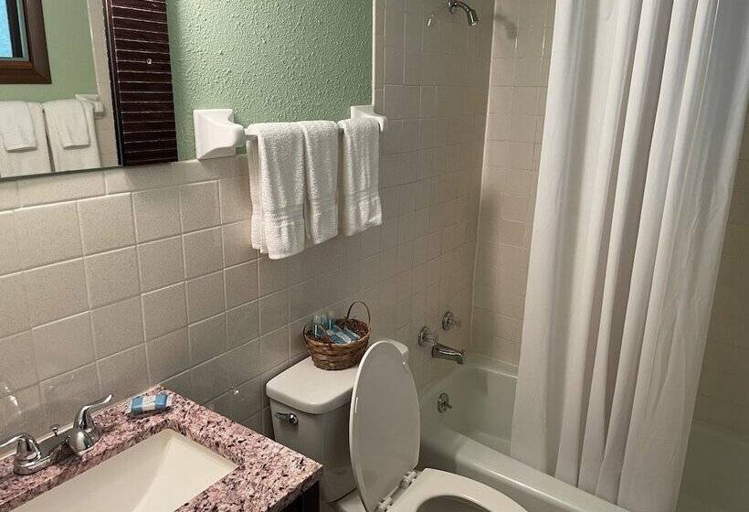 Family Suite, Trails End Motel