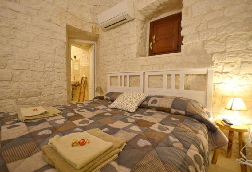 اتاق لوکس, Trulli Petra Chiara