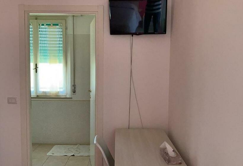חדר סטנדרט לשלושה, B&b Casa Losea