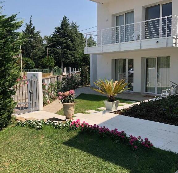 Номер Стандарт, B&b Da Patty