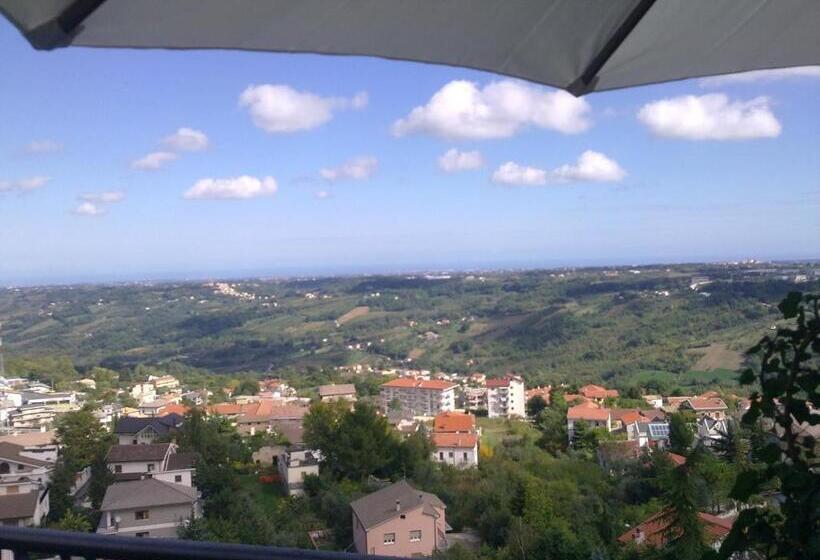 Номер Стандарт с Террасой, Locanda Maja B&b