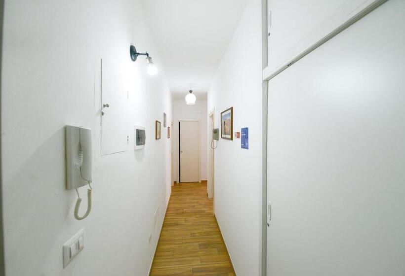带阳台的三人标准间, La Casa Di Ketty