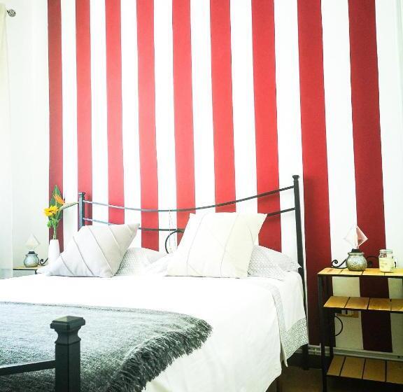 Quarto Estandar Banheiro Compartilhado, Punto Zero