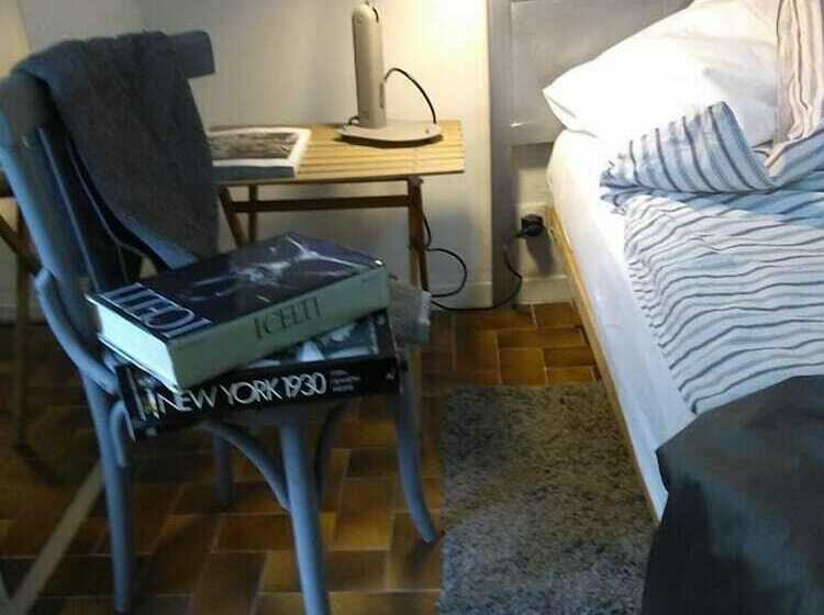 اتاق استاندارد, Virginias B&b