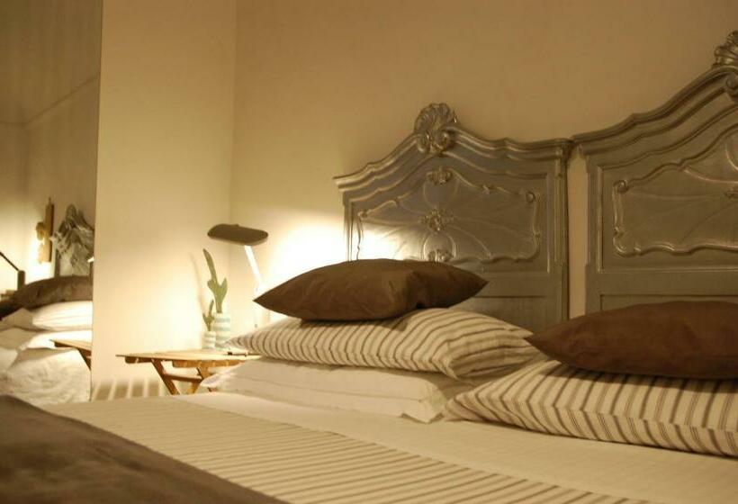 اتاق استاندارد, Virginias B&b