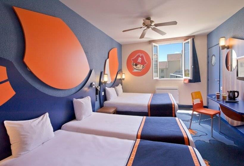Семейный Номер, Explorers Hotel Marne La Vallée