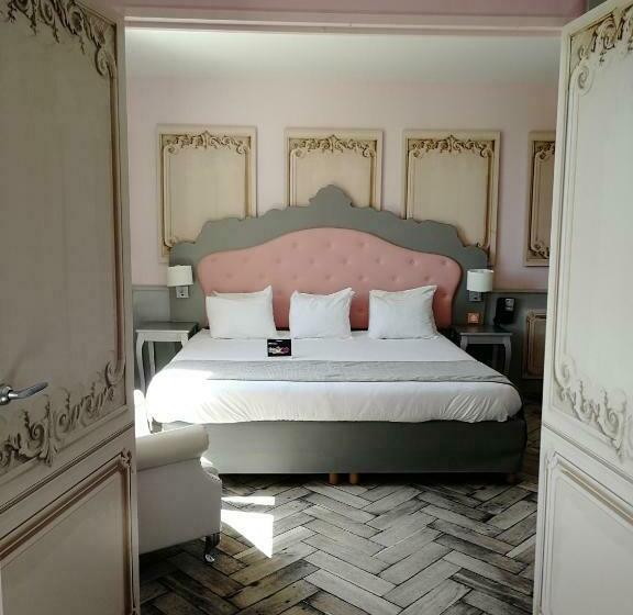 Люкс, Explorers Hotel Marne La Vallée