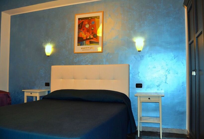 Quarto Triplo Estandar, Diana