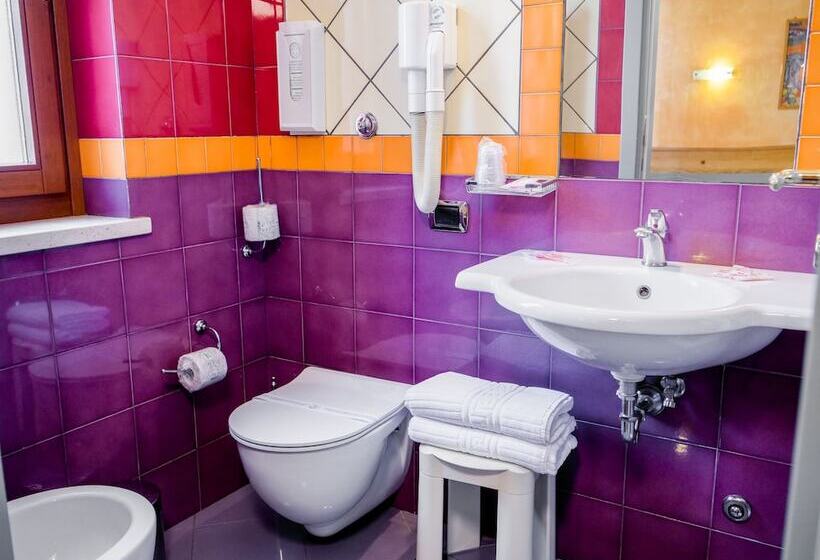 Quarto Estandar Individual, Diana