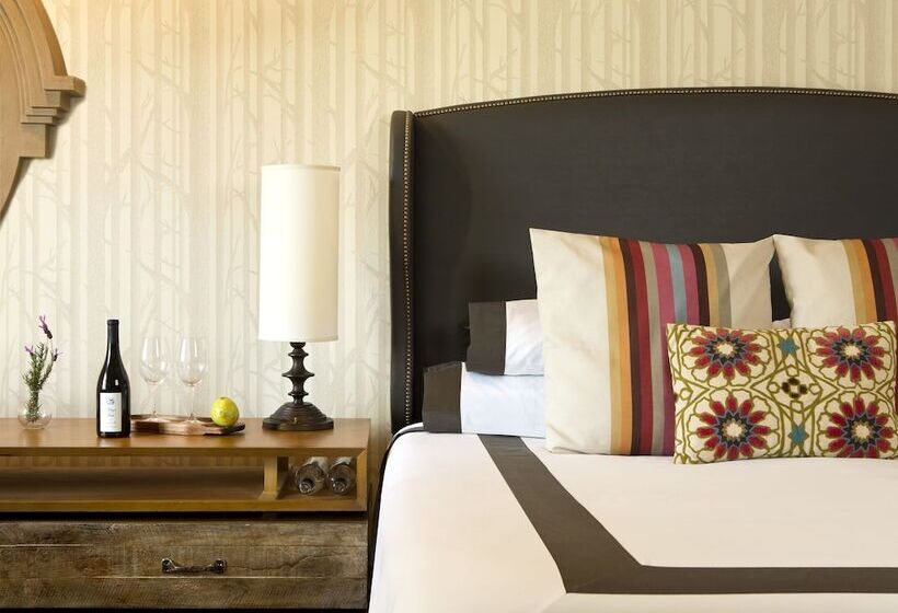 Номер Deluxe с Видом, River Terrace Inn, A Noble House