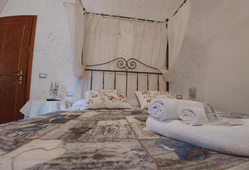 اتاق خانوادگی, Alle Vecchie Mura