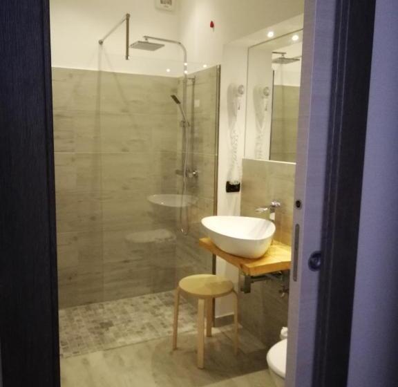 اتاق استاندارد, Up&b Rooms Catania