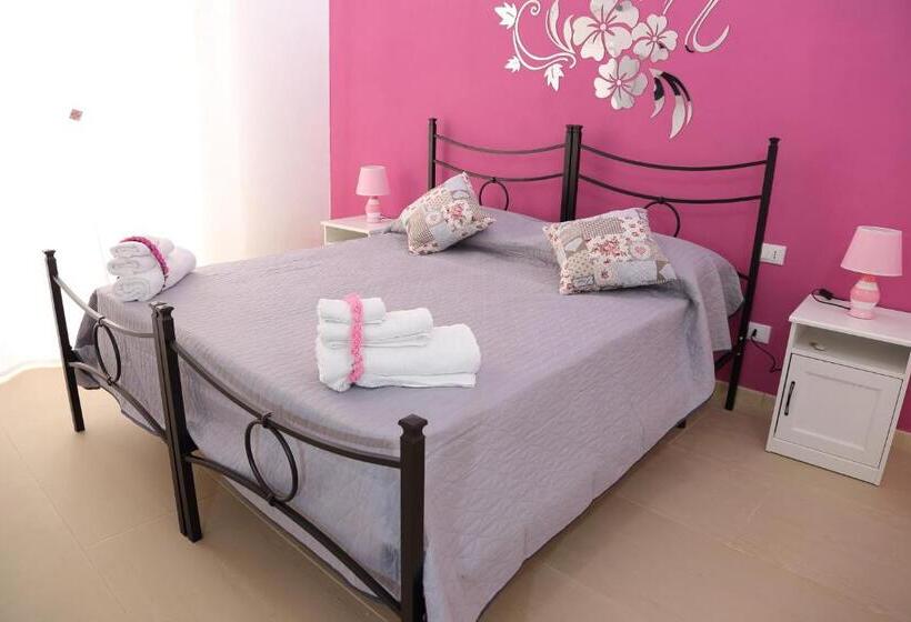 家庭间, B&b Il Melograno Antico Con Terrazza E Giardino