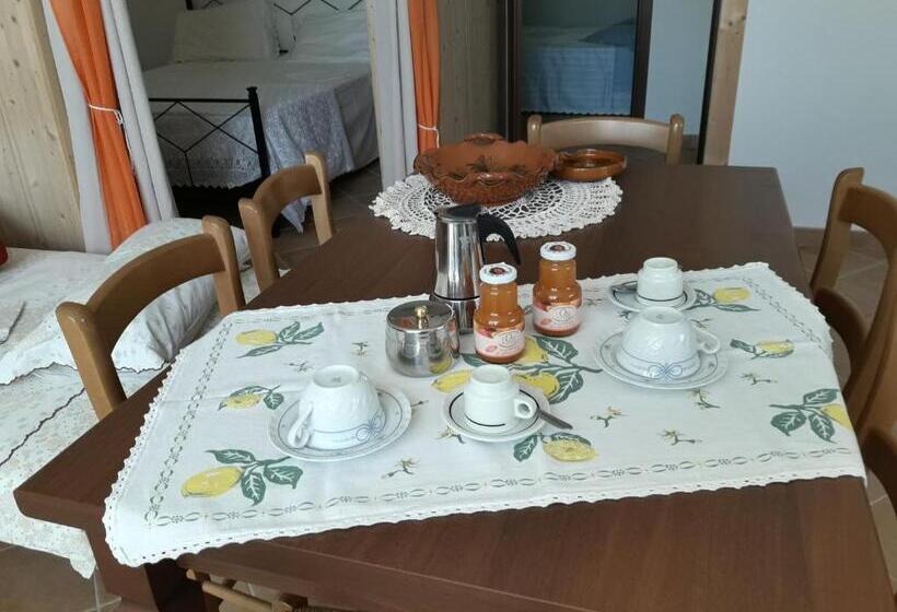 Апартаменты 1 Спальня Нижний Этаж, Agriturismo La Stradaccia