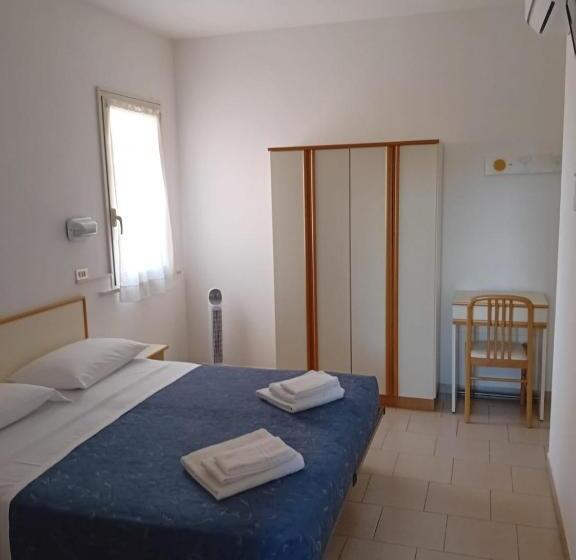 Economy Triple Room, Serafini Misano Adriatico
