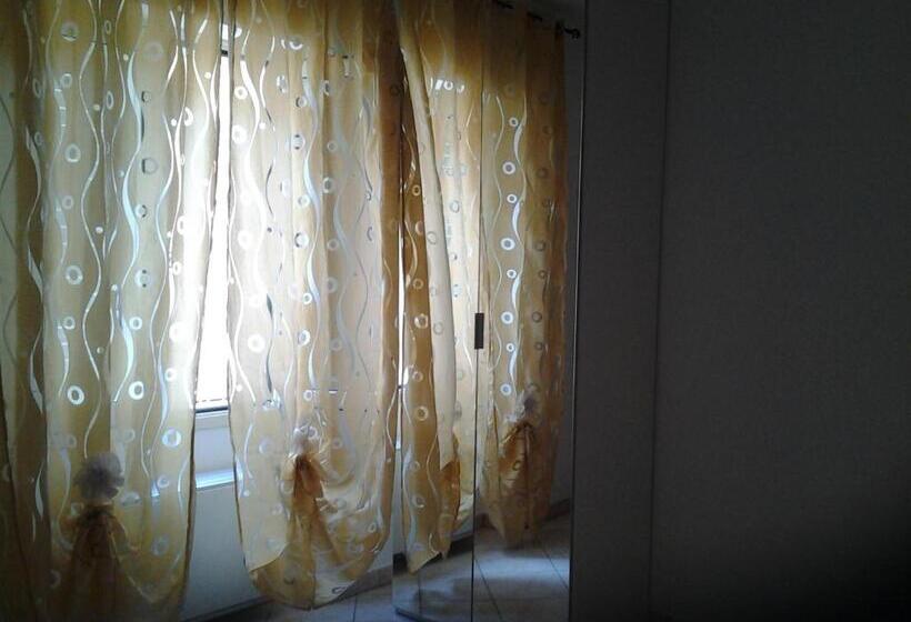 Семейный Номер, Mirage B&b