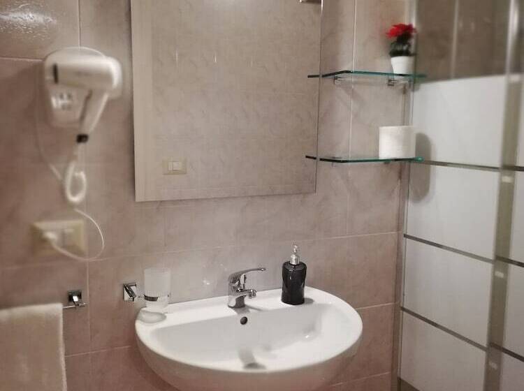 Семейный Номер, Mirage B&b
