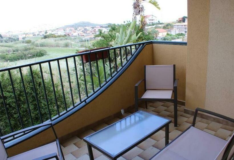 اتاق استاندارد با تخت بزرگ, B&b Villa Marinetti
