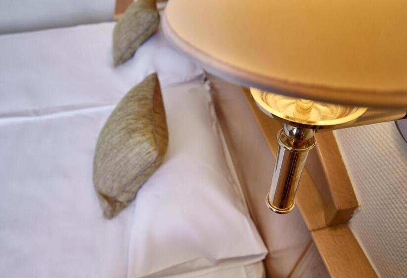 Номер Стандарт Трехместный, Danubius Hotel Erzsébet City Center
