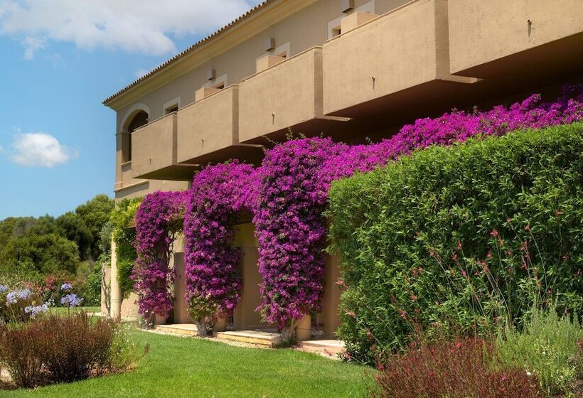 اتاق لوکس با چشم‌انداز باغ, Hacienda Son Antem Golf Resort, Autograph Collection