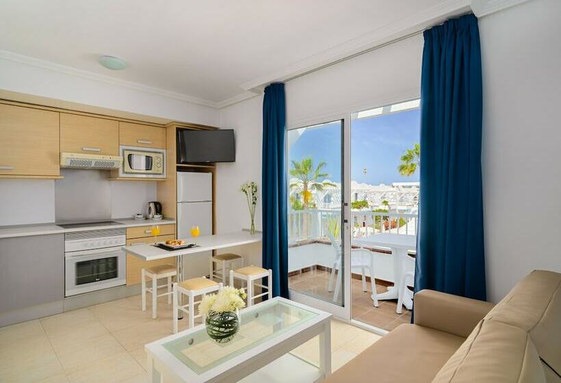 Apartamento 1 Dormitório Vista Piscina, Arena Beach