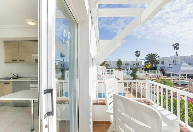 Apartamento 1 Dormitório Vista Piscina, Arena Beach
