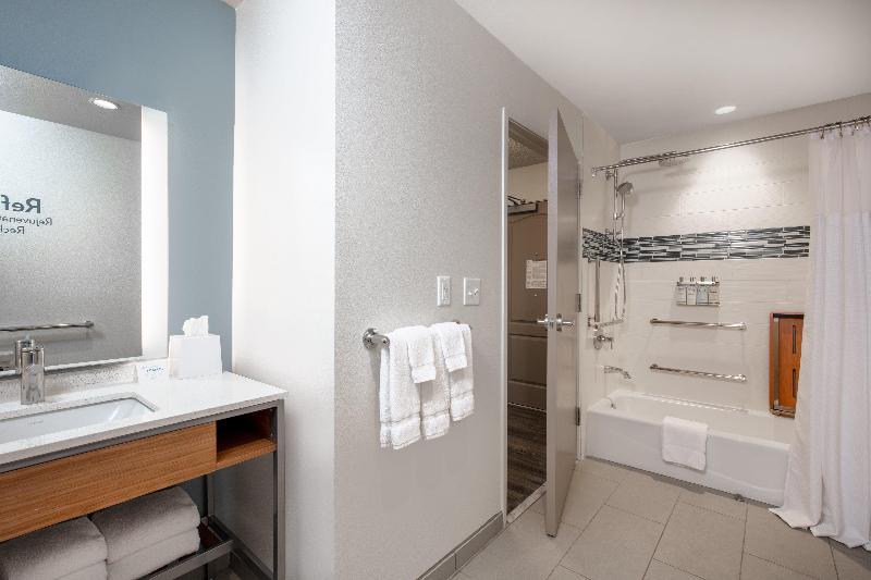 스위트 킹사이즈 침대, Even Hotels Denver Tech Center Englewood, An Ihg