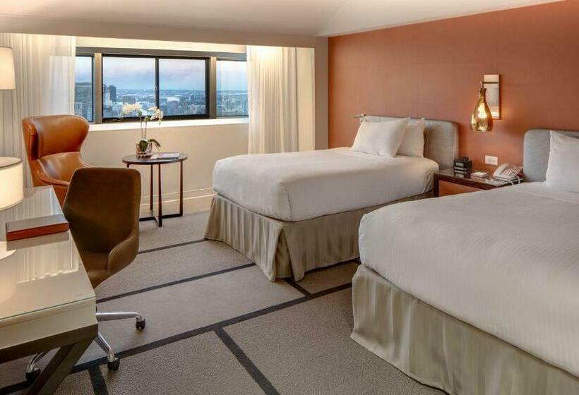 带2个双人床的标准工作室, Millennium Hilton New York One Un Plaza