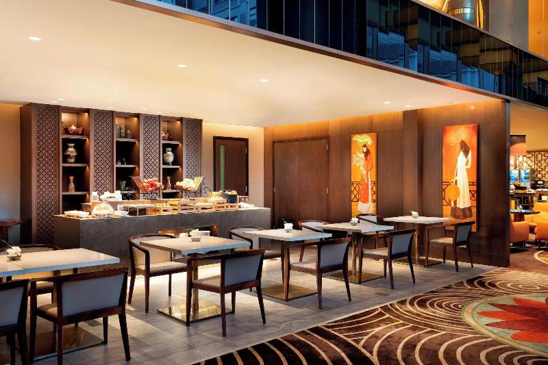 Camera Club, Sheraton Saigon Grand Opera