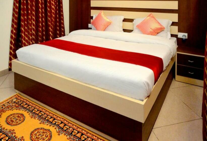 Номер Deluxe, Parag Inn