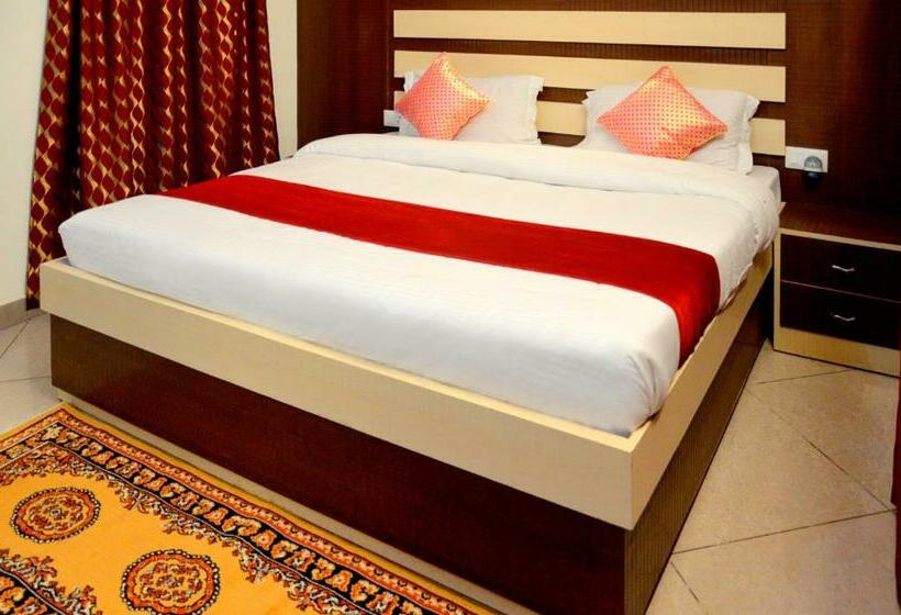 Номер Deluxe, Parag Inn