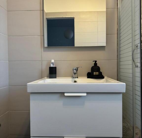 اتاق استاندارد, B&b Frontepista