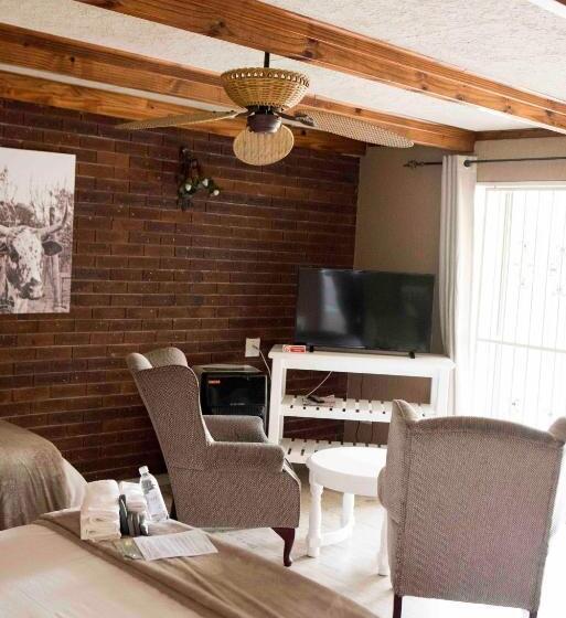 Семейный Номер, Greenfields Guesthouse & Restaurant